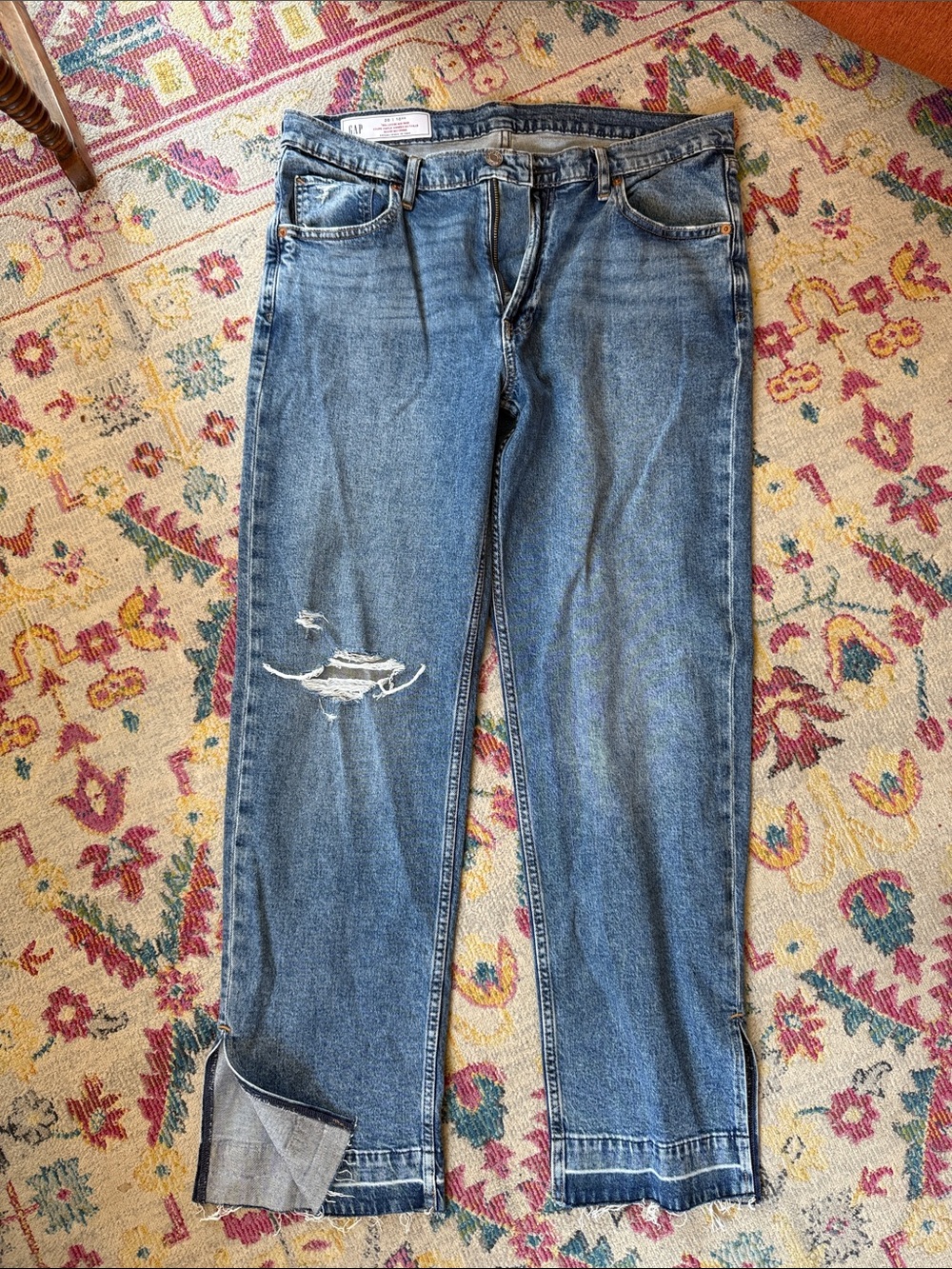 GAP 90’s Loose Mid Rise Jeans in Medium Blue